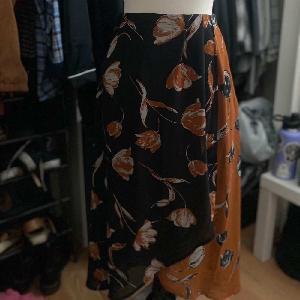 Brown/Blue Floral Skirt Size XS